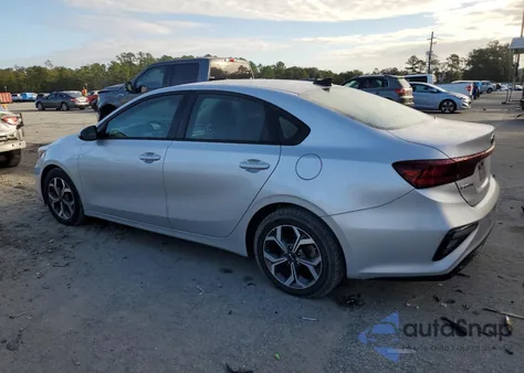 2019 Kia Forte Lxs z USA, uszkodzony, nr VIN 3KPF24AD7KE045105